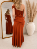 Robe longue asymétrique drapée – Terracota