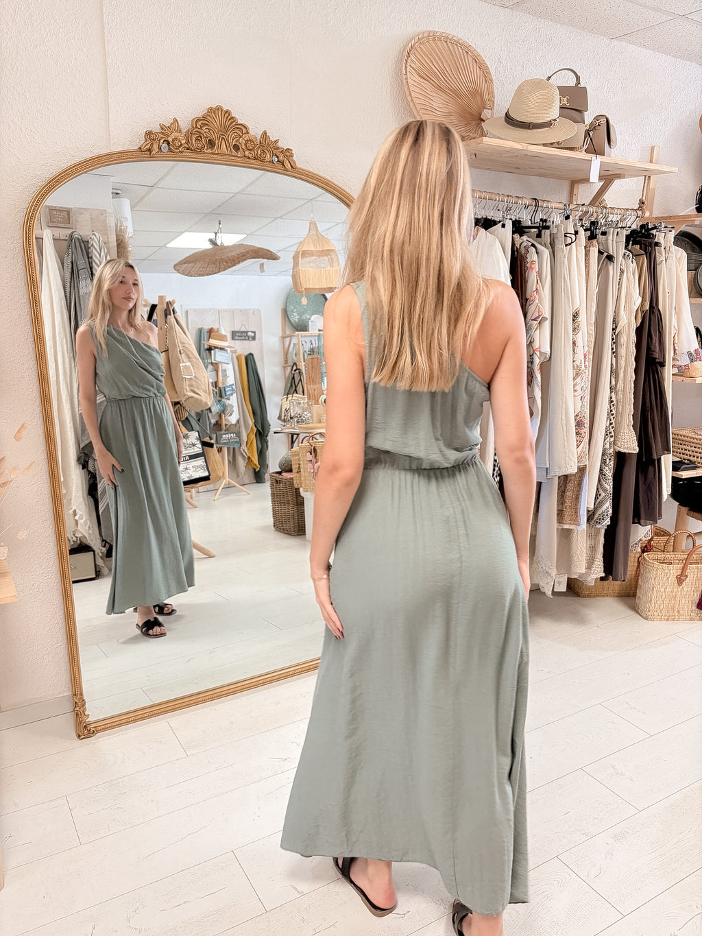 Robe Alba asymétrique