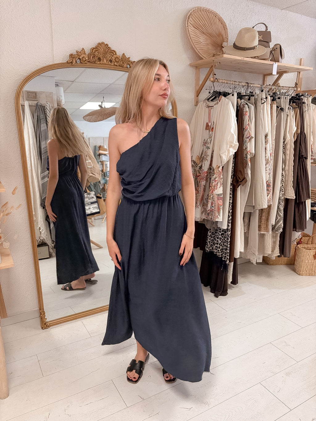 Robe Alba asymétrique