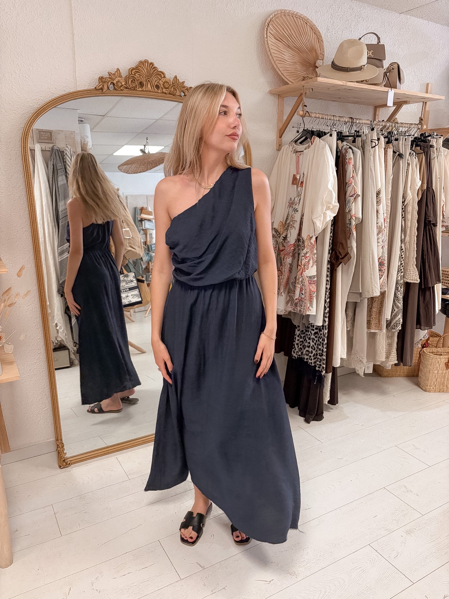 Robe Alba asymétrique