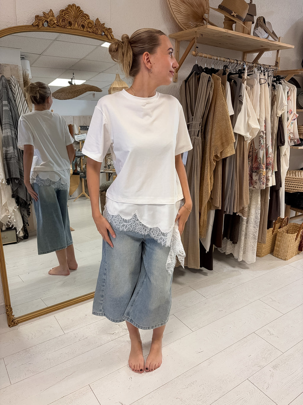 T-shirt blanc dentelle