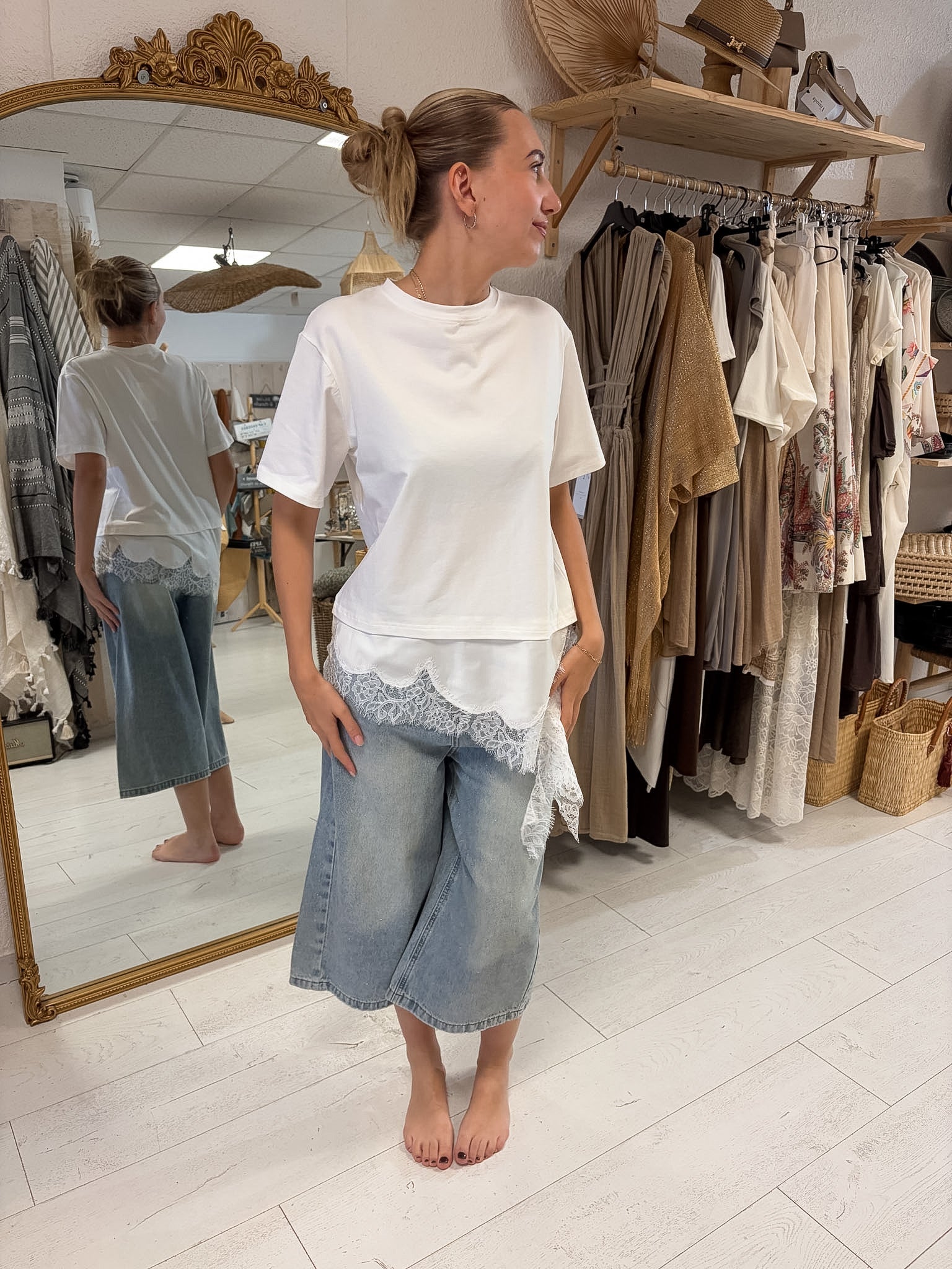 T-shirt blanc dentelle
