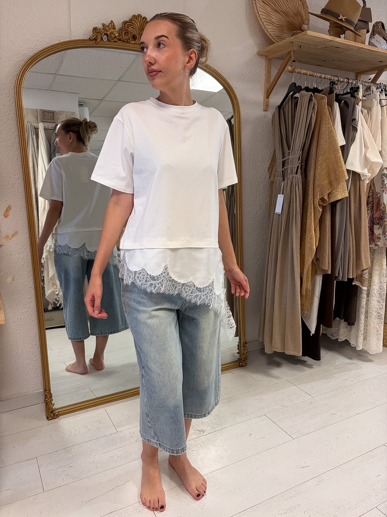 T-shirt blanc dentelle