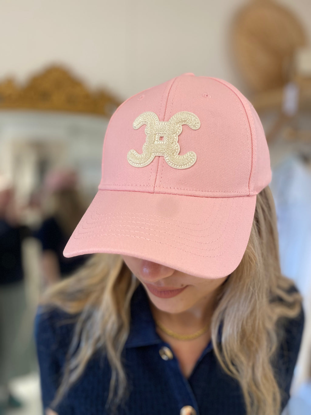 Casquette C rose pâle