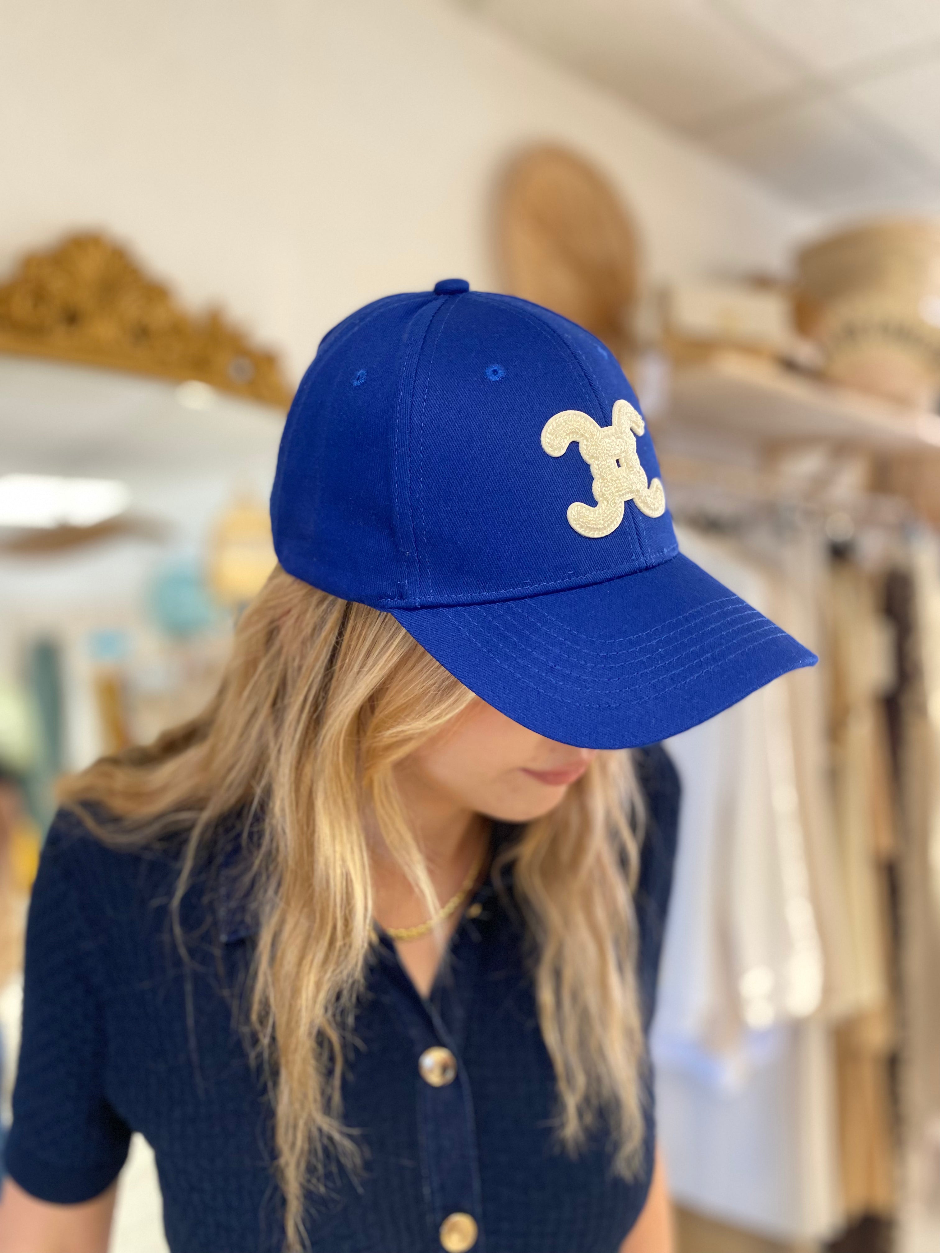 Casquette C bleu roi