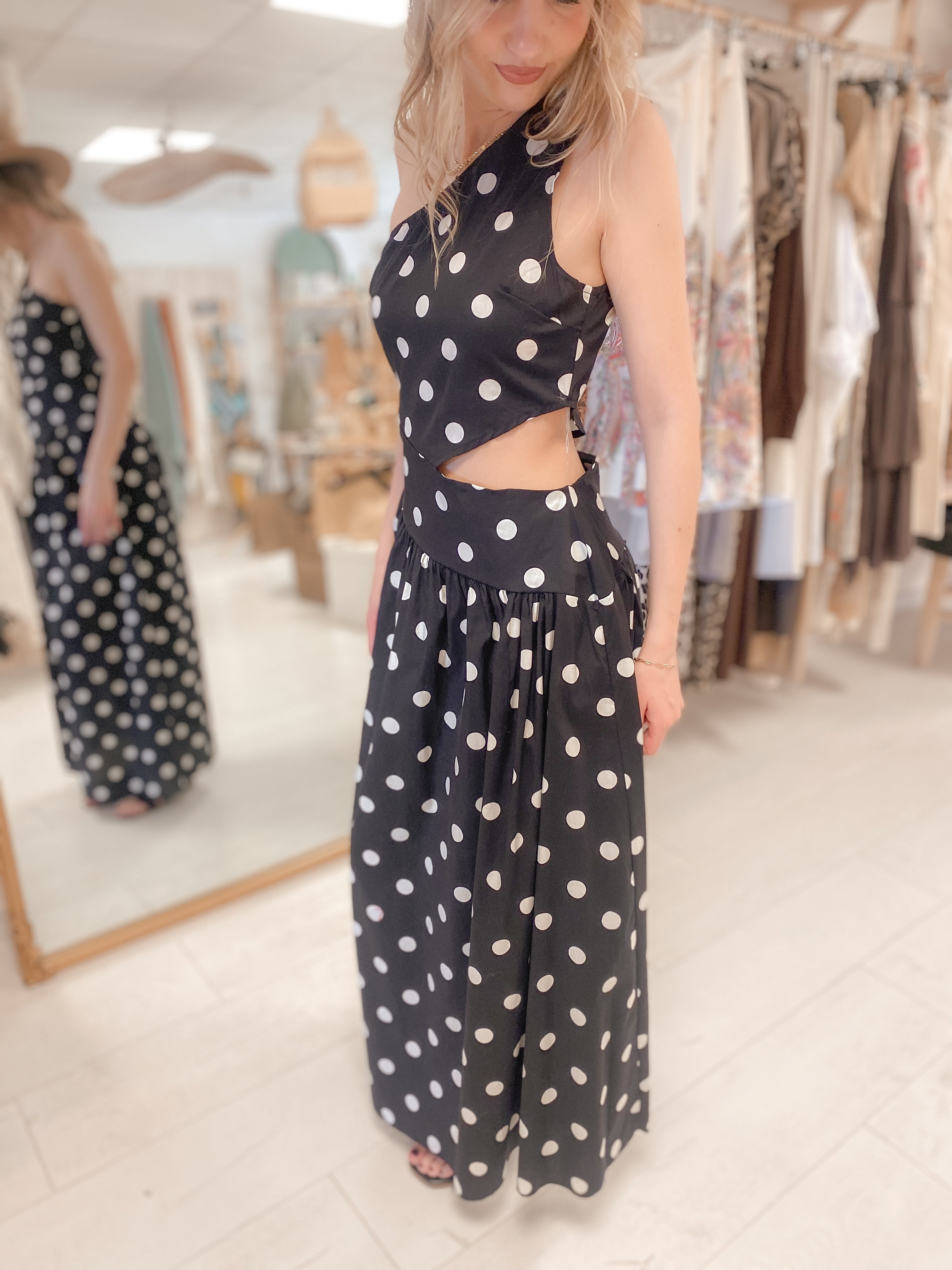 Robe Asymétrique noire à pois blancs