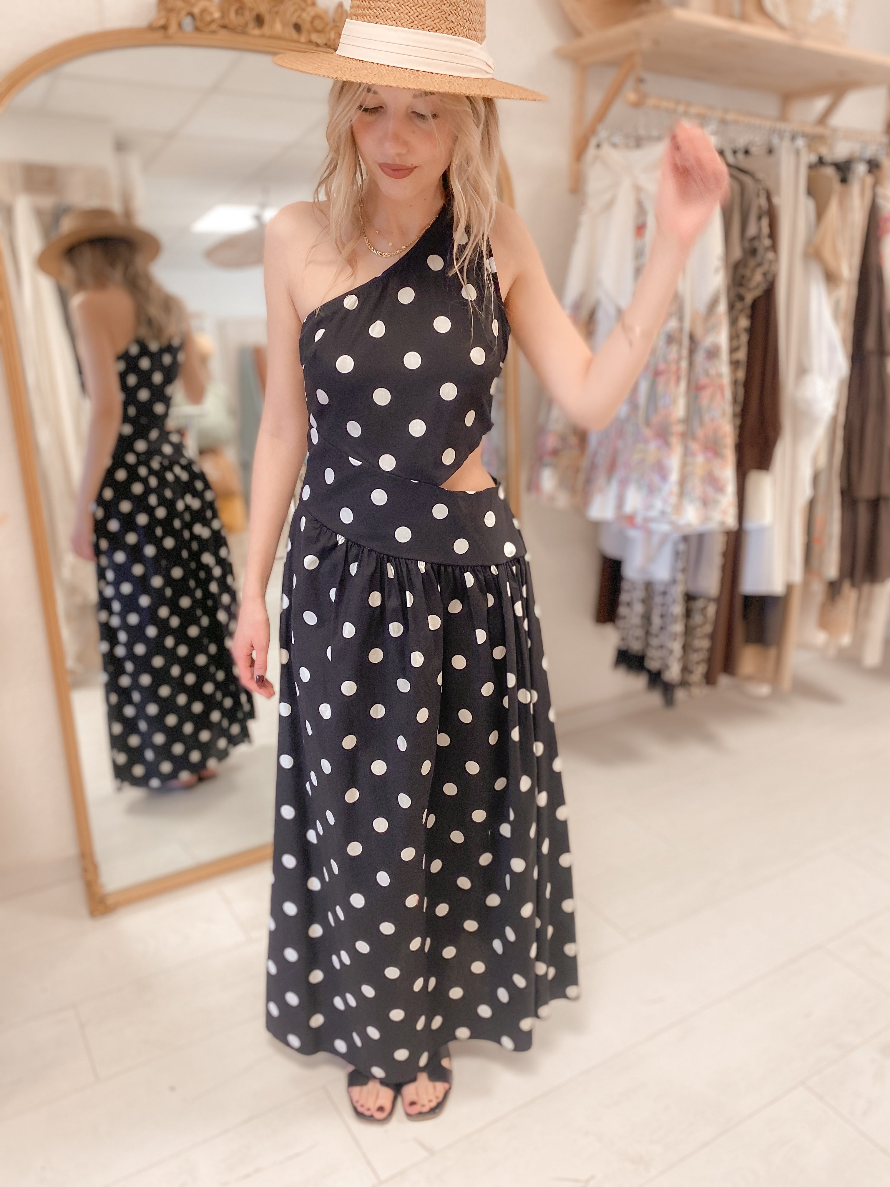 Robe Asymétrique noire à pois blancs