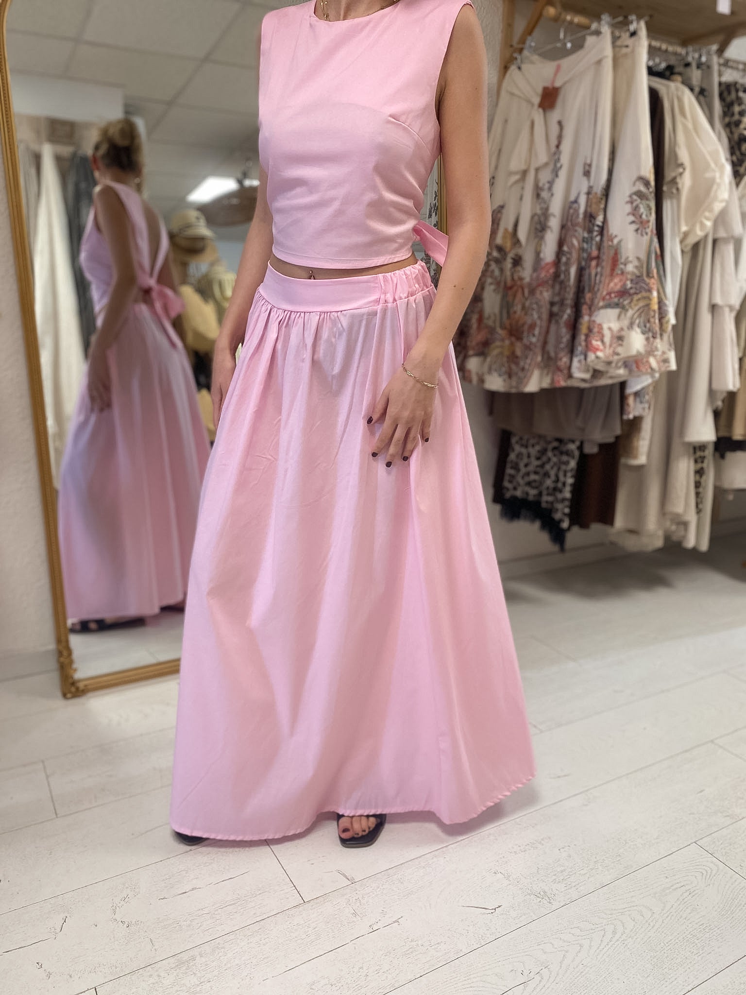 Ensemble rose dos noué